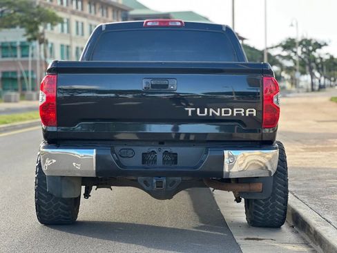 Used 2014 Toyota Tundra SR5 w/ TRD Off Road Package image 4