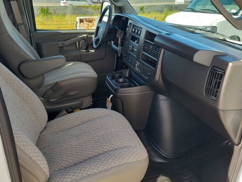 New 2026 Chevrolet Express 2500 w/ Communications Package RWD image 10