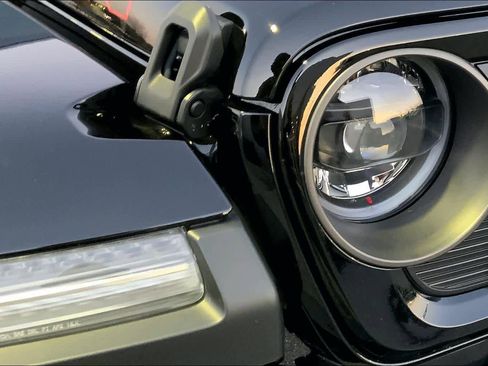 Used 2024 Jeep Wrangler Unlimited Rubicon image 26