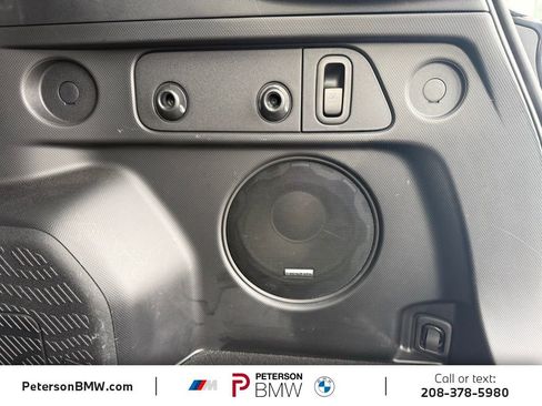 Used 2025 Subaru Forester Touring AWD/4WD image 19