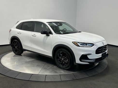 Certified 2023 Honda HR-V Sport image 2
