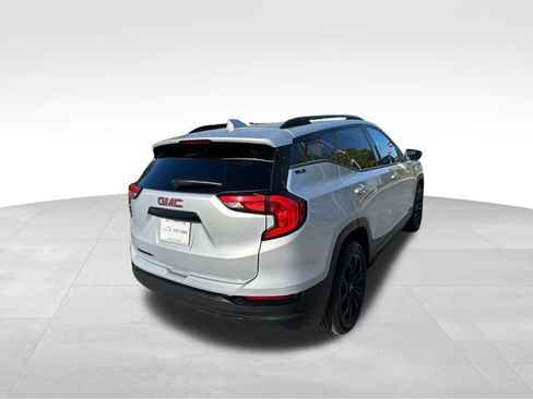 Used 2020 GMC Terrain SLE w/ Elevation Edition image 5