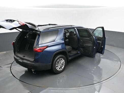 Used 2023 Chevrolet Traverse LT w/ LPO, Floor Liner Package AWD/4WD image 27