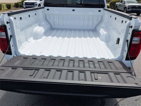 New 2026 GMC Canyon Elevation w/ Convenience Package image 31