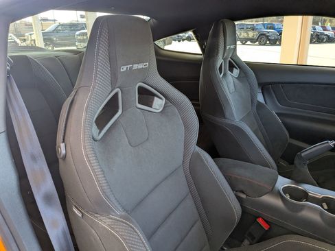 Used 2018 Ford Mustang Shelby GT350 w/ Electronics Package image 22