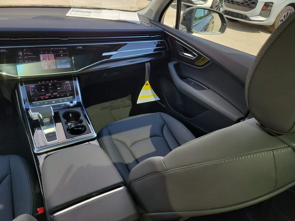 New 2026 Audi Q7 2.0T Premium Plus AWD/4WD image 24