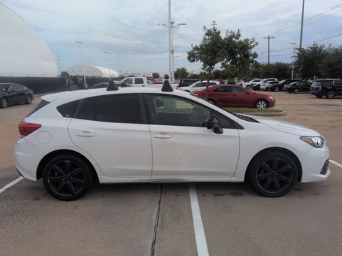 Used 2020 Subaru Impreza 2.0i AWD/4WD image 4