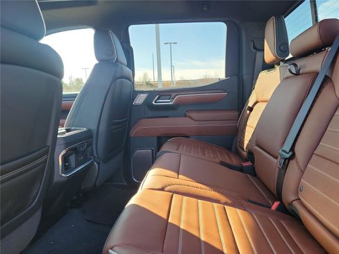New 2026 GMC Sierra 1500 Denali Ultimate image 12