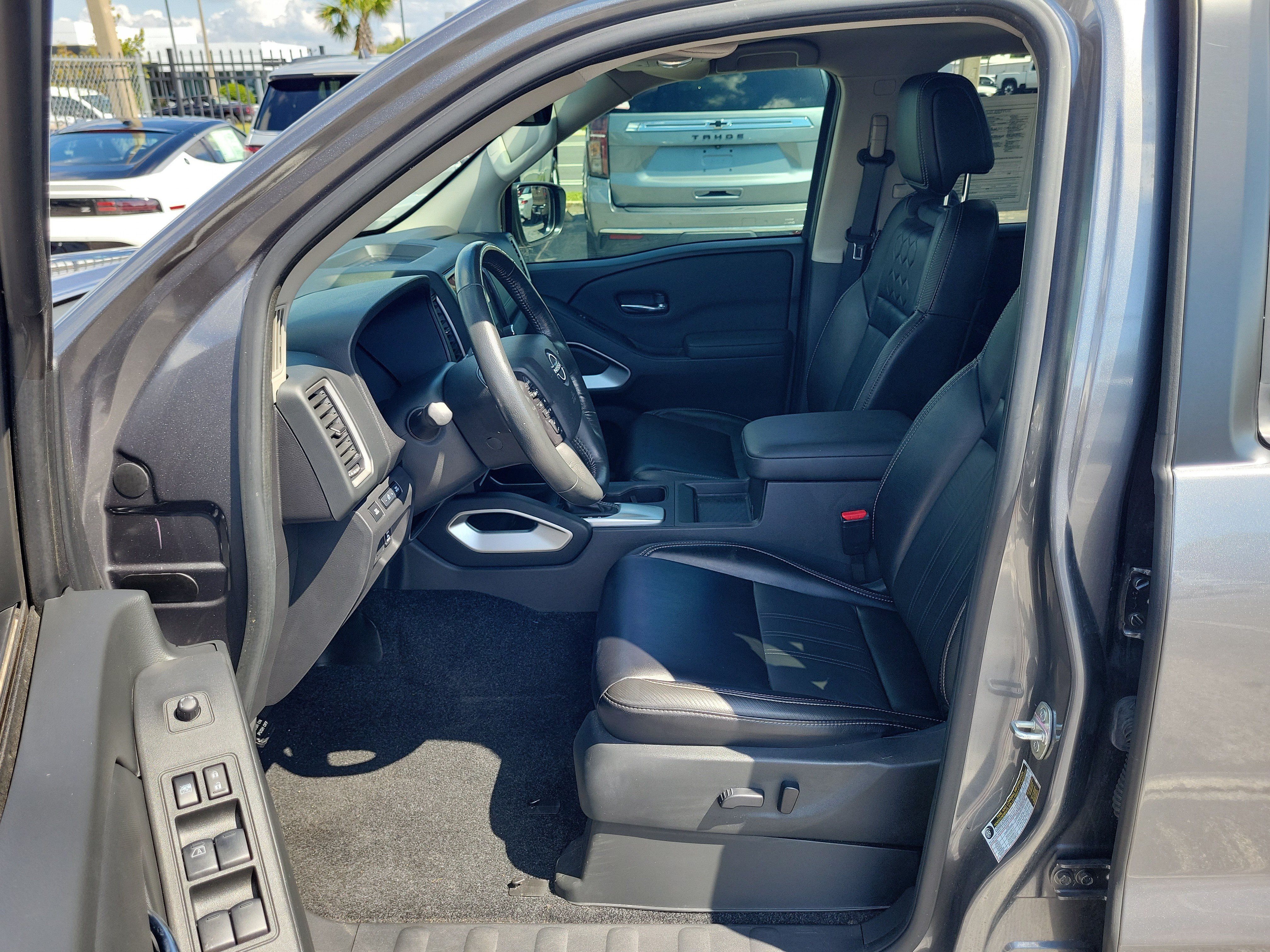 Certified 2024 Nissan Frontier SL w/ Technology Package AWD/4WD image 11