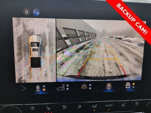 Used 2025 Chevrolet Colorado ZR2 w/ Technology Package image 15