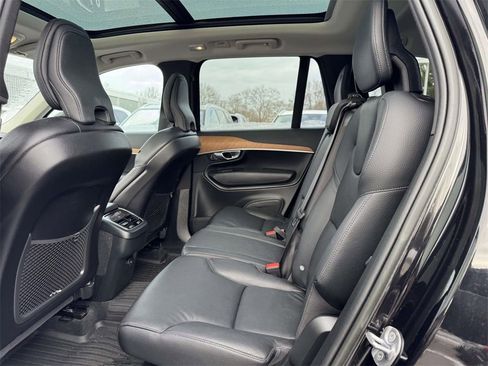 Certified 2023 Volvo XC90 B6 Core w/ Protection Package Premier image 9