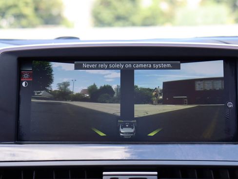 Used 2014 BMW 650i xDrive Convertible image 37