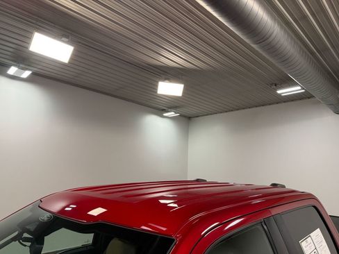 Used 2022 Ford F150 Lariat w/ Equipment Group 502A High image 44