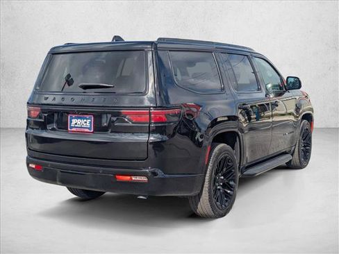 Used 2024 Jeep Wagoneer Series II image 5