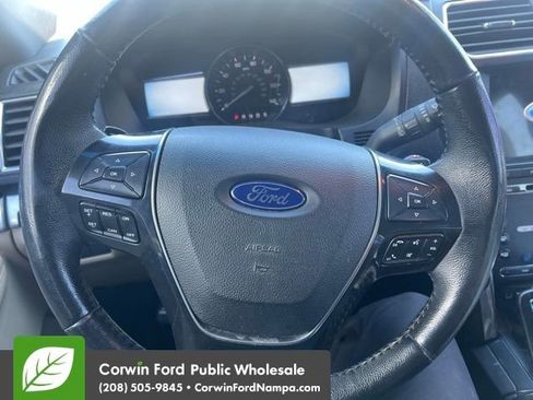 Used 2017 Ford Explorer Limited AWD/4WD image 9