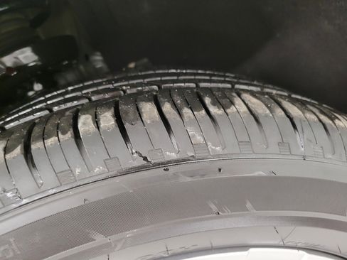 Used 2025 Buick Encore GX Preferred image 5