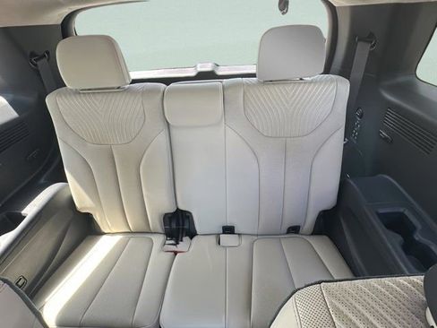 Used 2024 Hyundai Palisade Calligraphy FWD image 10