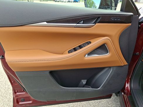 New 2026 INFINITI QX60 Autograph w/ Dark Cargo Package image 9