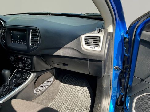 Used 2021 Jeep Compass Sport w/ Cold Weather Group AWD/4WD image 26