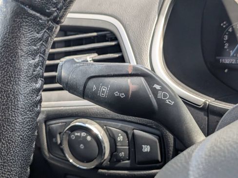 Used 2020 Ford Edge SEL FWD image 27