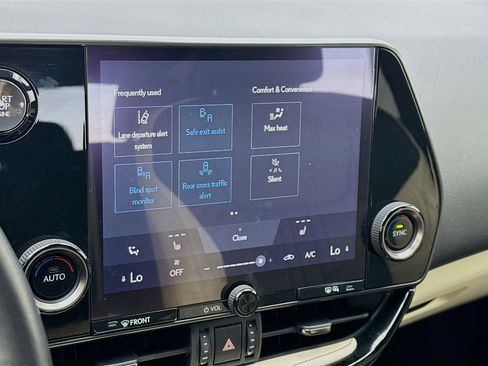 Used 2024 Lexus NX 250 FWD image 12