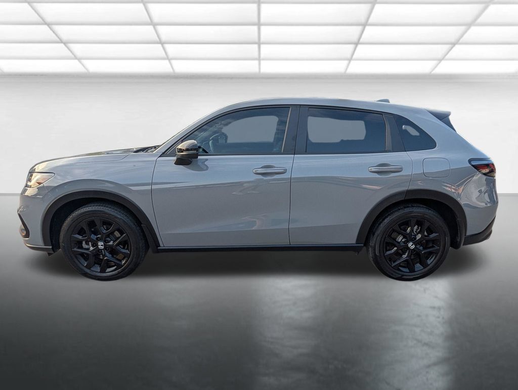 Used 2025 Honda HR-V Sport image 26