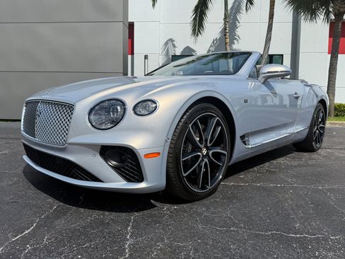 Used 2020 Bentley Continental GT V8 AWD/4WD image 8