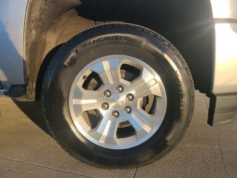 Used 2018 Chevrolet Silverado 1500 LT w/ All Star Edition image 9