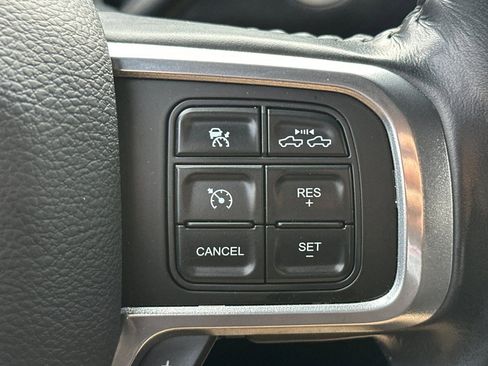 Used 2022 RAM 2500 Laramie AWD/4WD image 38