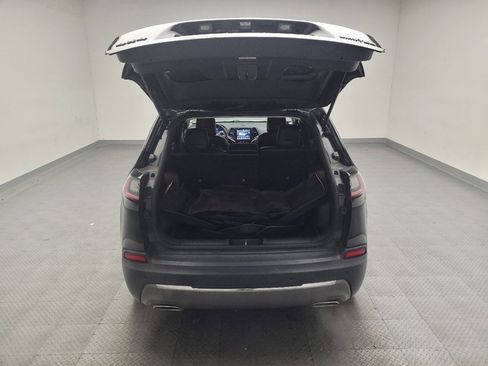 Used 2019 Jeep Cherokee Limited image 29