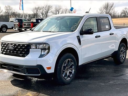 New 2026 Ford Maverick XLT w/ XLT Luxury Package image 2