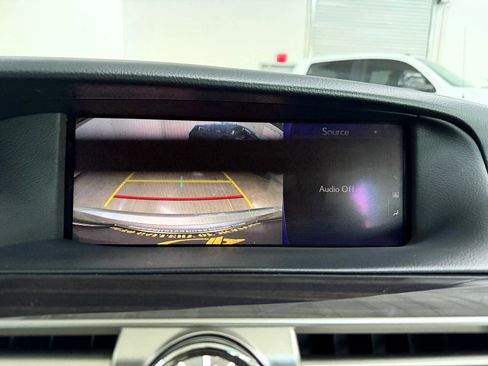 Used 2017 Lexus LS 460 image 24