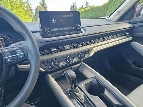 Certified 2024 Honda Accord EX image 29