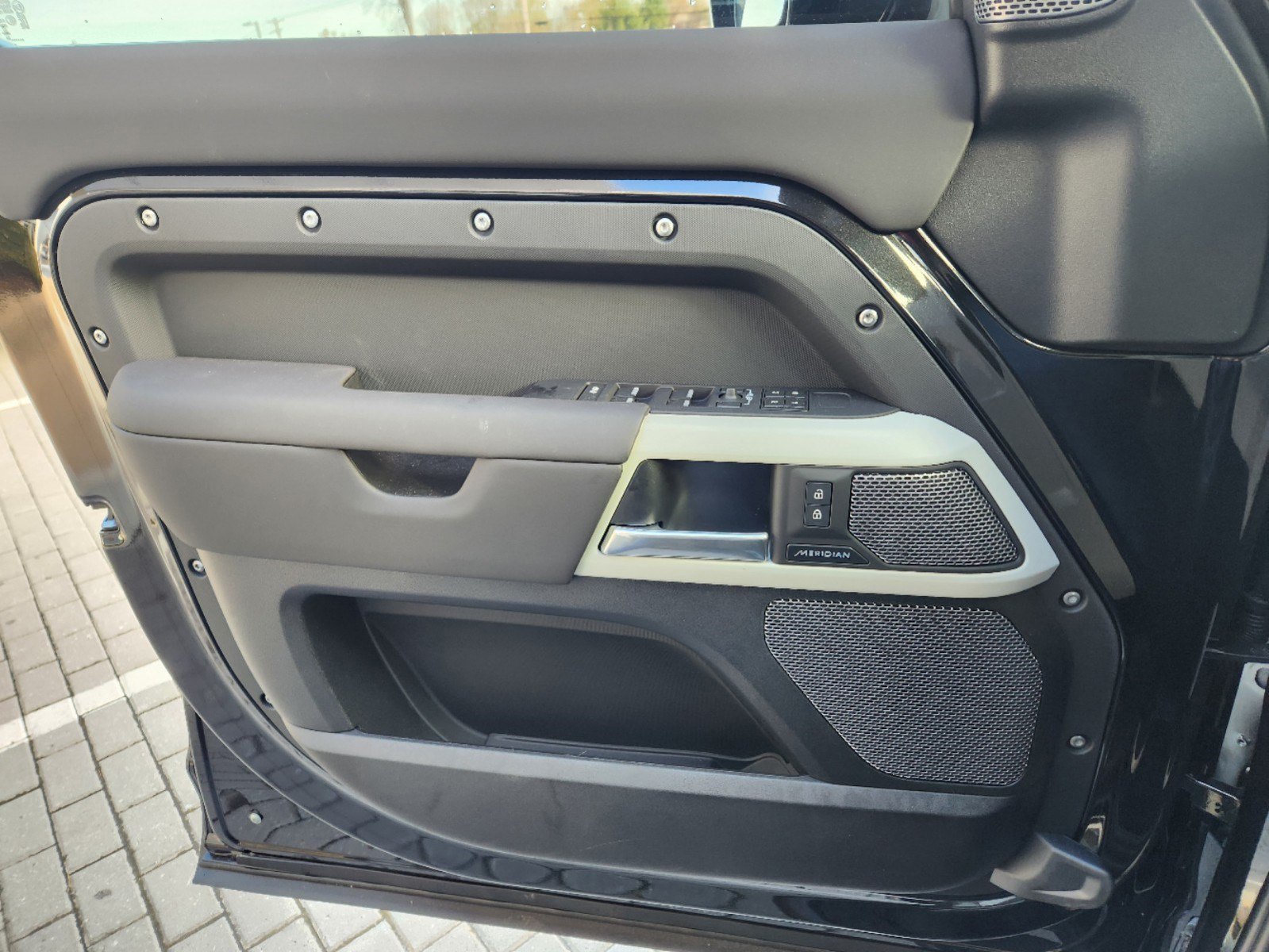 Used 2024 Land Rover Defender 110 S AWD/4WD image 14