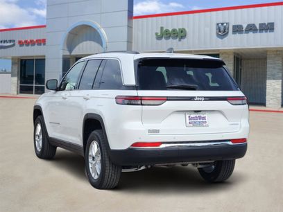 New 2025 Jeep Grand Cherokee Laredo