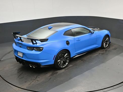 Used 2022 Chevrolet Camaro ZL1 image 58