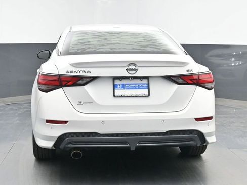 Used 2020 Nissan Sentra SR w/ Trunk Package FWD image 9