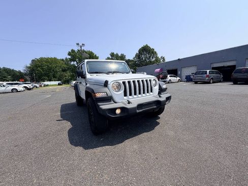Used 2018 Jeep Wrangler Unlimited Sport AWD/4WD image 31