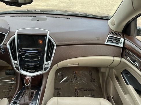 Used 2014 Cadillac SRX Performance w/ Driver Awareness Package image 28