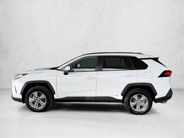 Used 2025 Toyota RAV4 LE AWD/4WD image 2