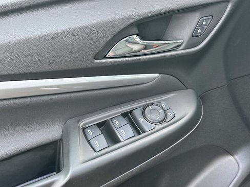 Certified 2023 Chevrolet Bolt EUV Premier w/ Sun & Sound Package FWD image 14