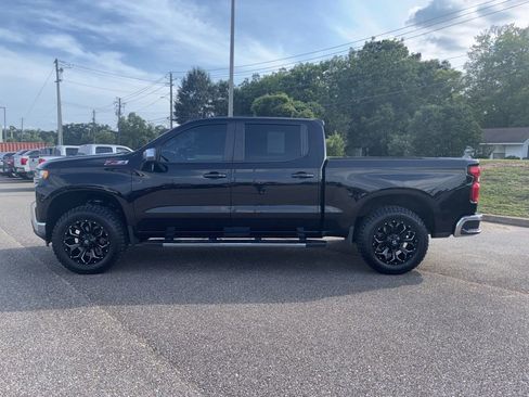 Used 2019 Chevrolet Silverado 1500 LT w/ All-Star Edition AWD/4WD image 2