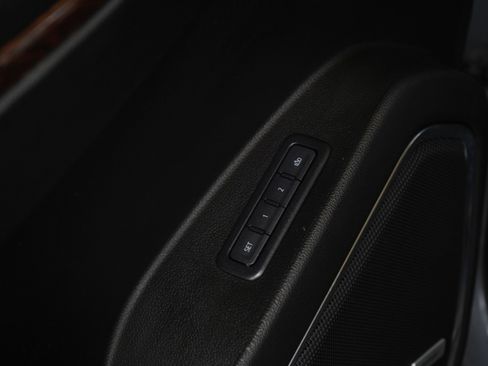 Used 2019 GMC Yukon SLT AWD/4WD image 22
