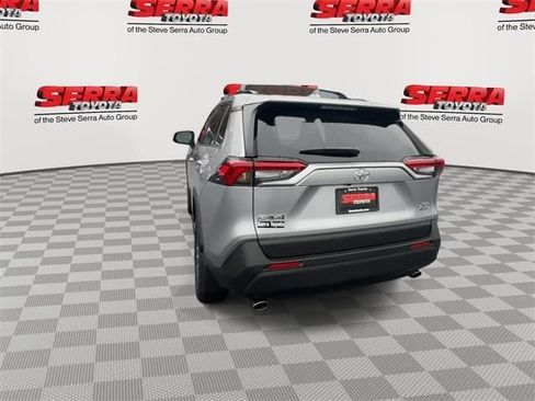 Used 2025 Toyota RAV4 XLE image 8