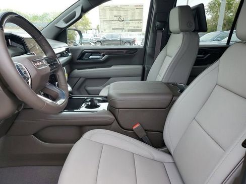 New 2026 GMC Yukon Elevation w/ Elevation Premium Package image 19