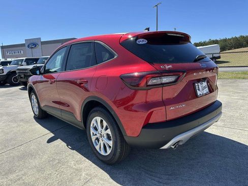 New 2025 Ford Escape Active w/ Active Premium Tech Pack image 5