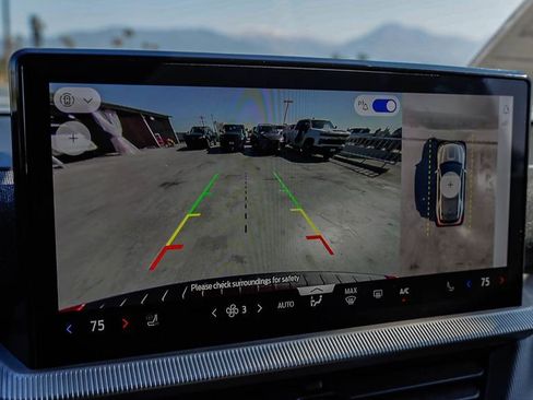 Used 2025 Ford Explorer ST-Line w/ ST-Line Street Pack image 29