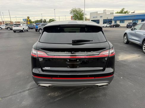 Used 2023 Lincoln Nautilus Reserve w/ Equipment Group 202A AWD/4WD image 5