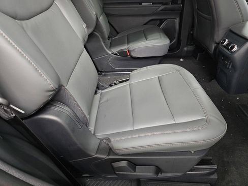 New 2026 Ford Explorer Active w/ Active Comfort Package AWD/4WD image 21