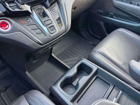 Used 2018 Honda Odyssey EX-L image 30